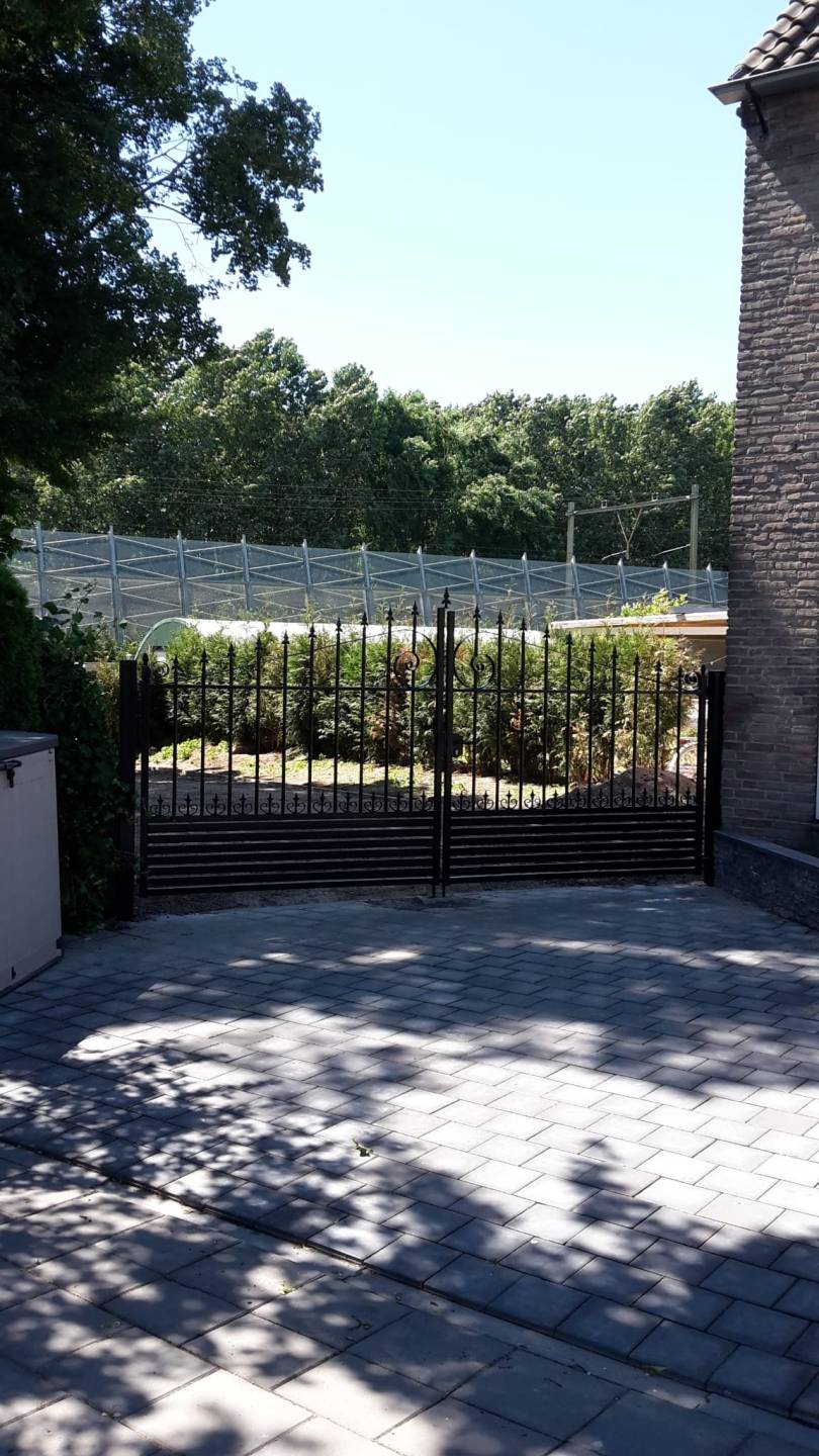Sierhekwerk met stijlvolle entree — Noord-Brabant